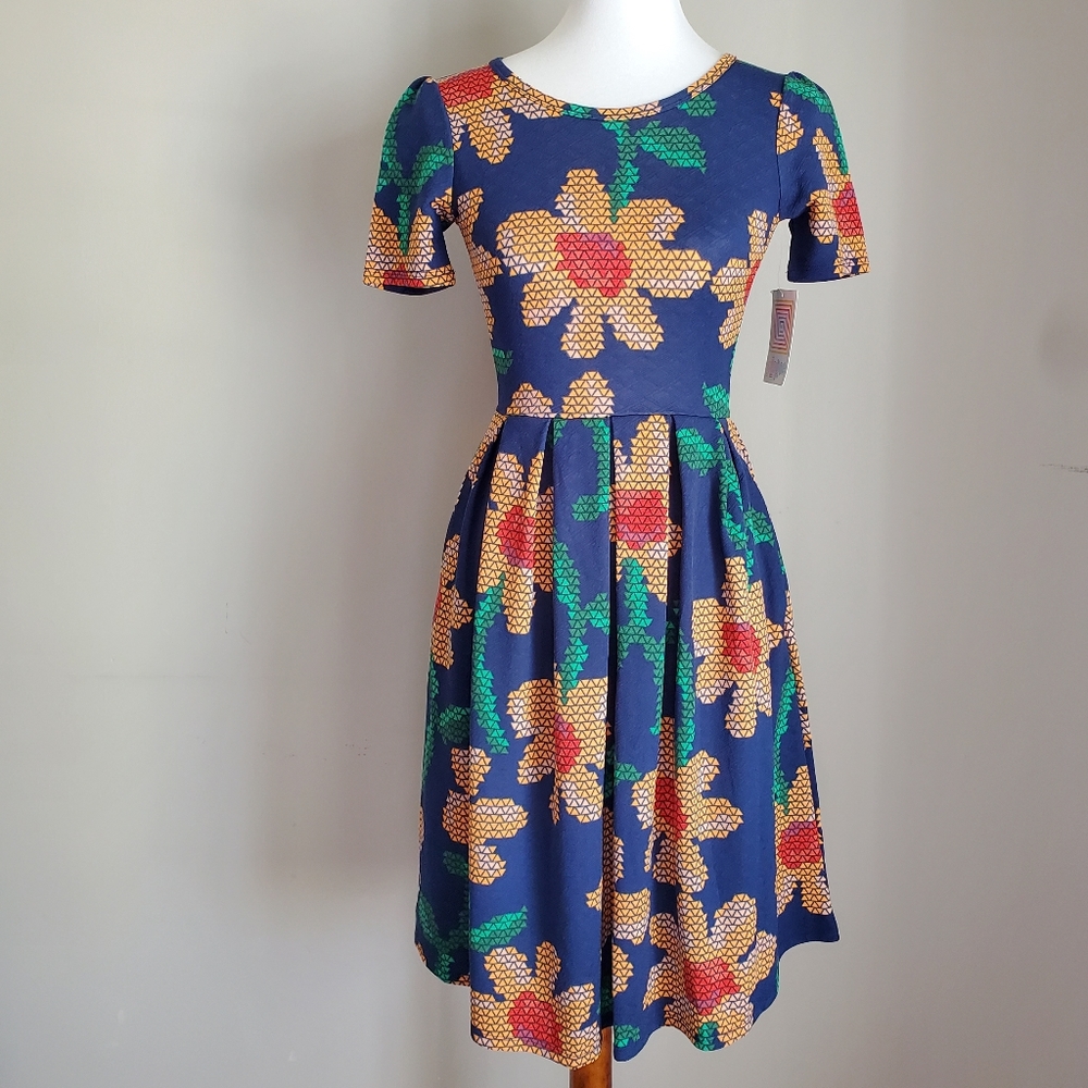 LuLaRoe XXS Amelia Dress